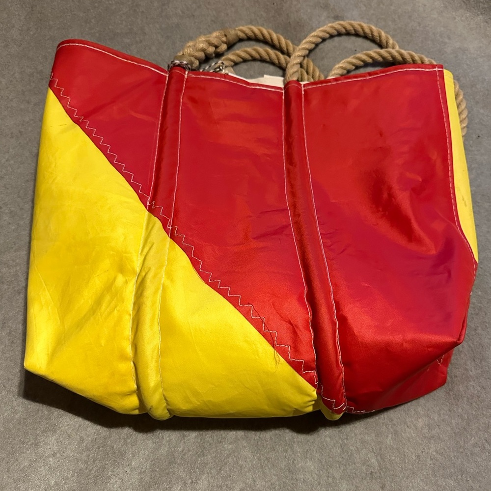 Sea Bags yellow and red md tote